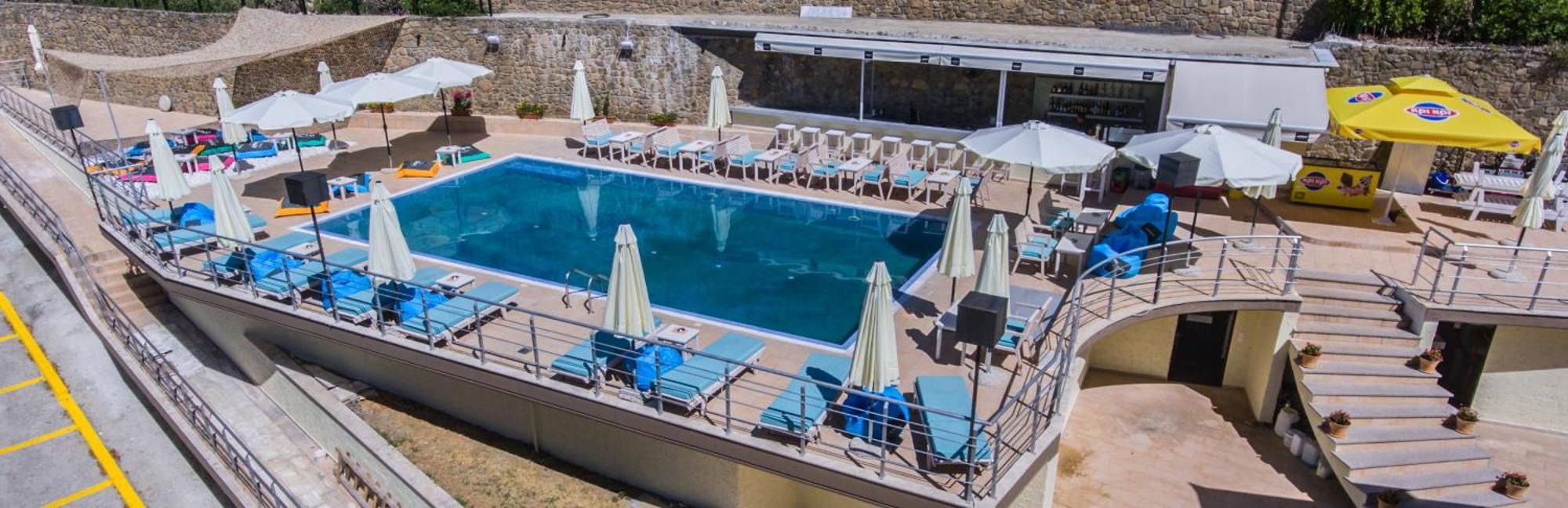 Nymfes Hotel Като-Лутраки Экстерьер фото