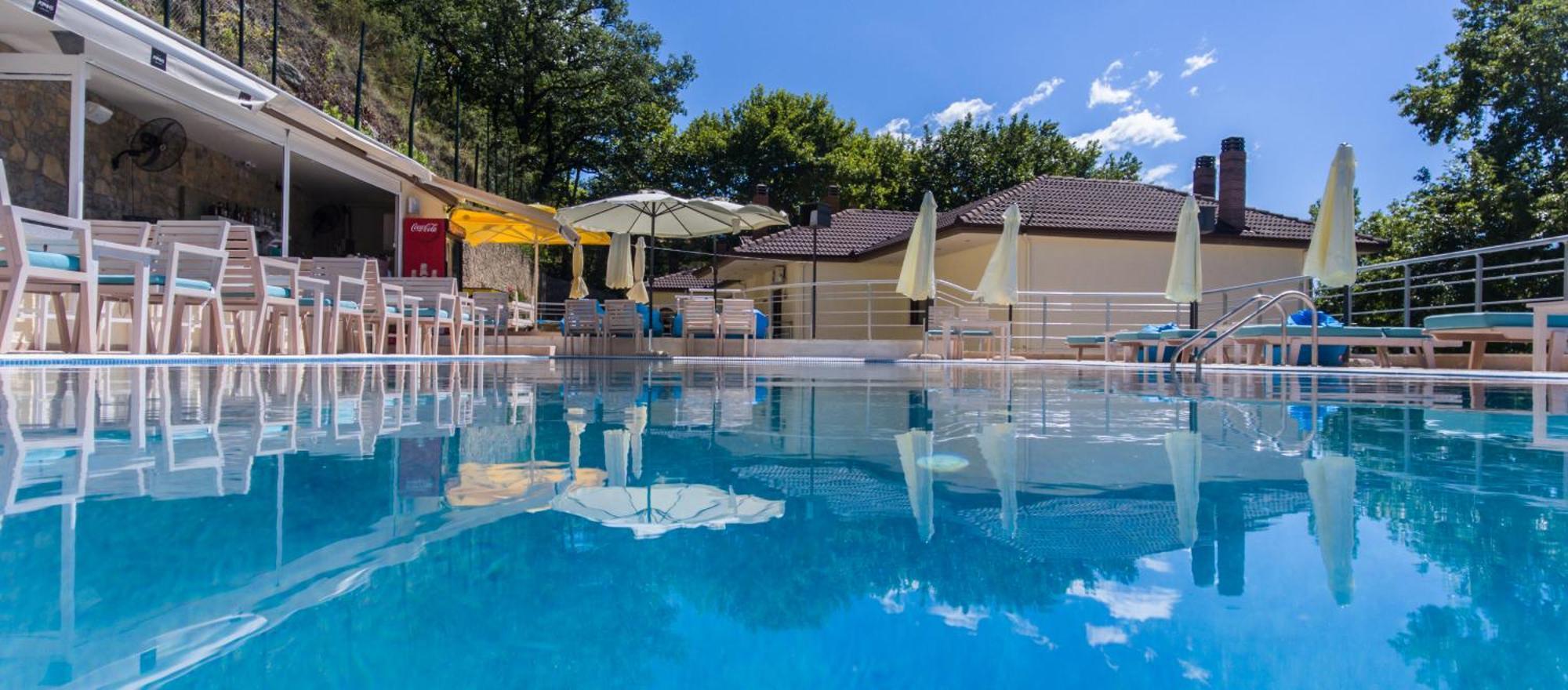 Nymfes Hotel Като-Лутраки Экстерьер фото