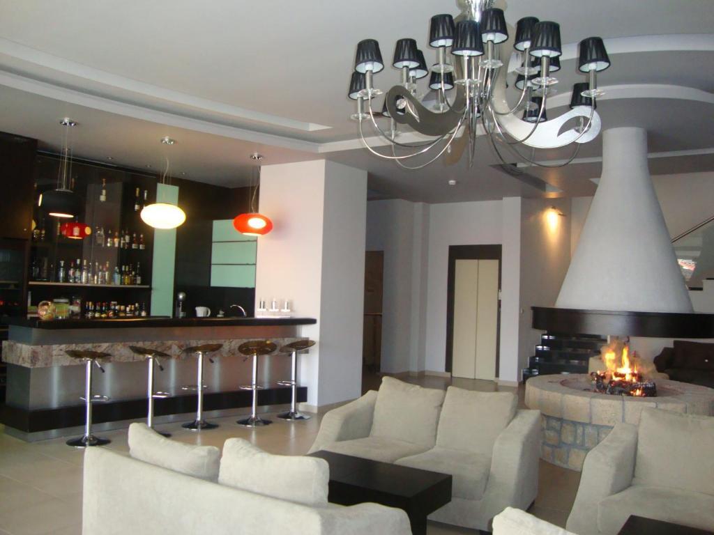 Nymfes Hotel Като-Лутраки Экстерьер фото