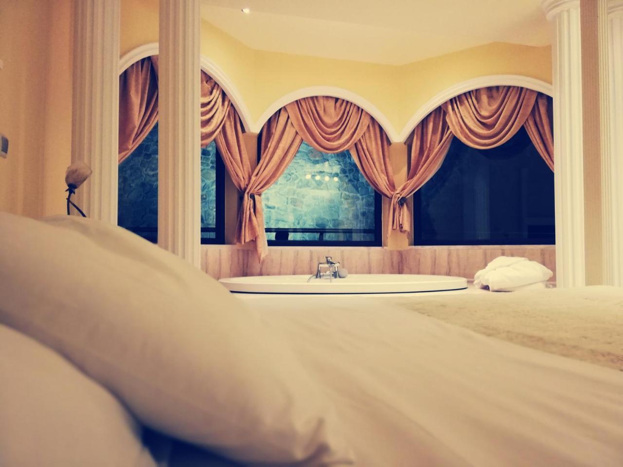 Nymfes Hotel Като-Лутраки Экстерьер фото